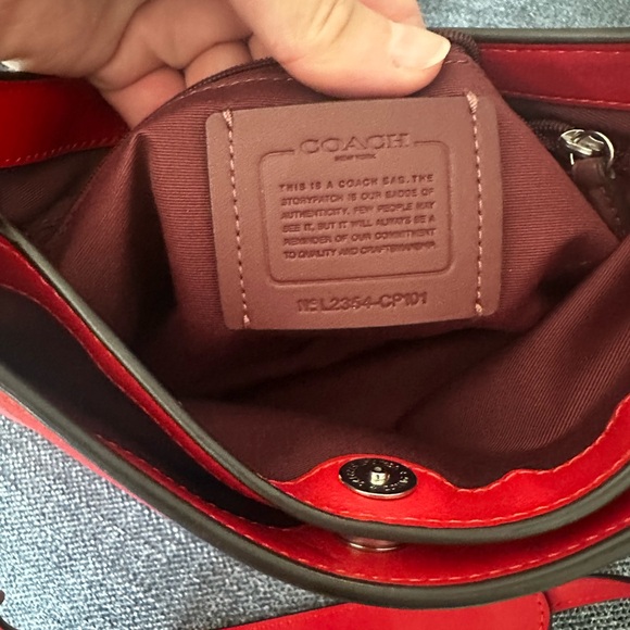 Coach Vibrant Red Shoulder Bag - Picture 8 of 9